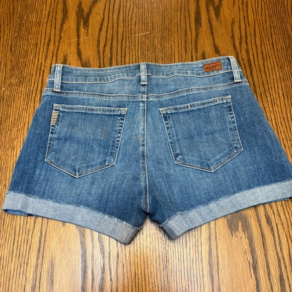 PAIGE Blue Jean JIMMY JIMMY Shorts with Cuffed Hem and Distressed Details Sz 28 - Picture 8 of 9